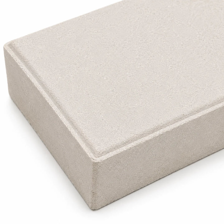 ModaPAVE Hyperion HyperCast concrete paver in Natural — edge detail | ModaConcrete outdoor hardscape